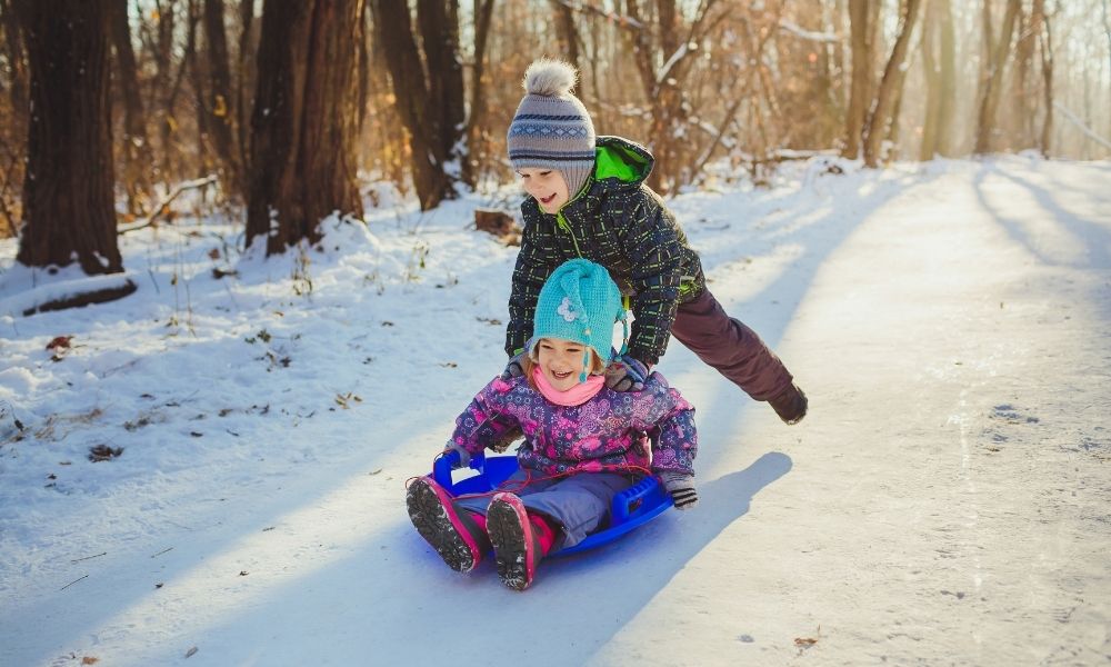 3 Ways To Keep Your Kids Active in the Winter